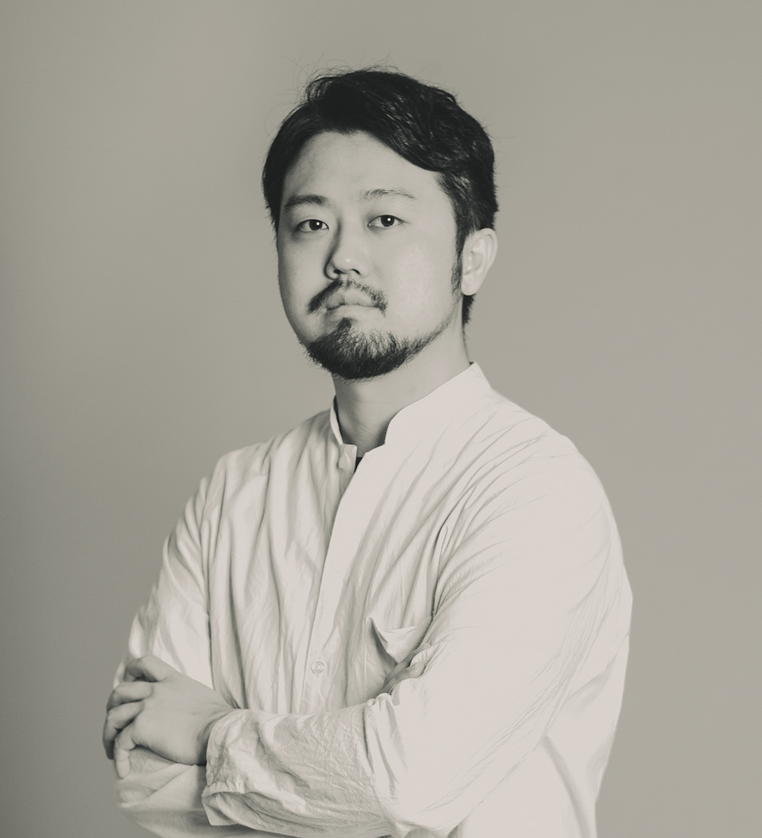 YUSUKE YOSHIDA